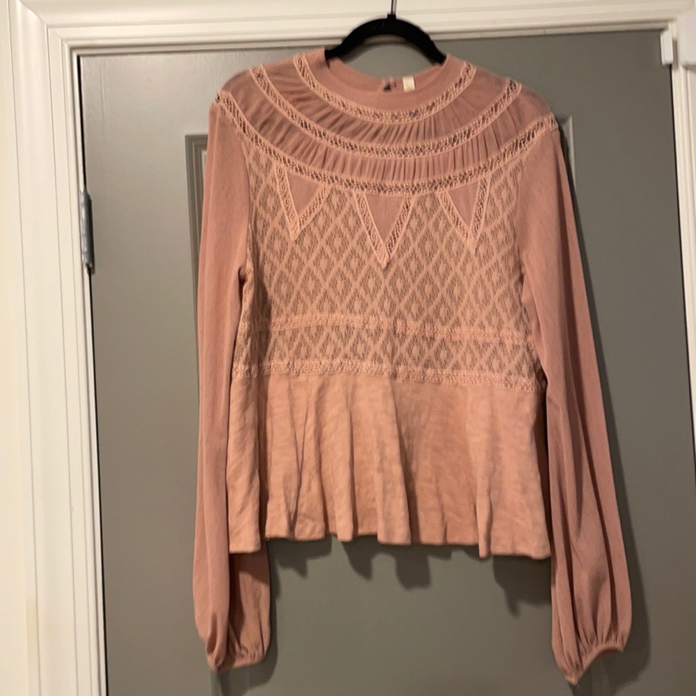 Free people mauve Victorian style long sleeve top size medium